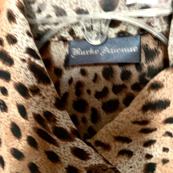 Leopard print pleated blouse Burke Avenue - Picture 2 of 3